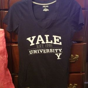 Yale v neck